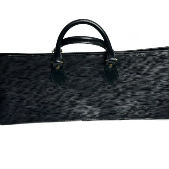 Louis Vuitton Handbags - 💯 Authentic Louis Vuitton Vintage Black Epi Leather Triangle East/West Purse
